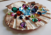Renklerin Anlamları: Safir, Zümrüt, Yakut